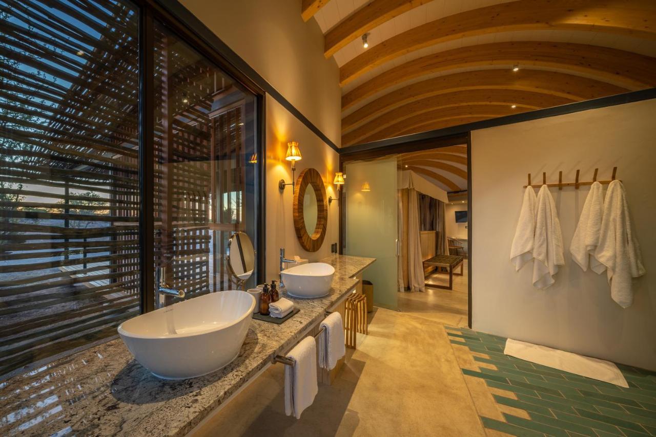 Anderssons At Ongava Villa โอเคาเควโย ภายนอก รูปภาพ